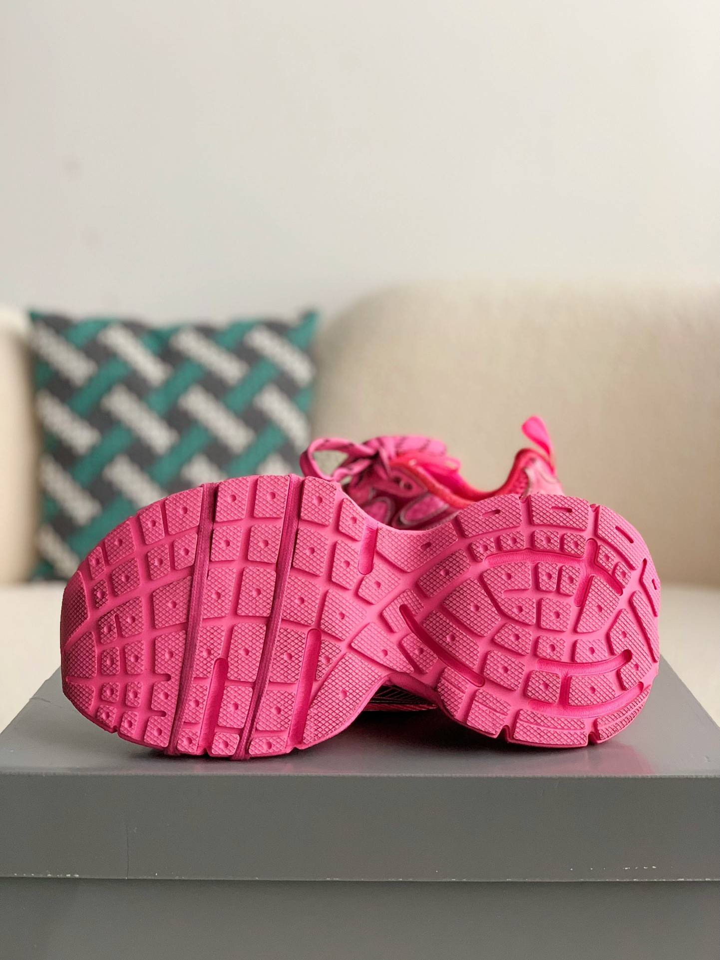 BLCG Runner Sneaker