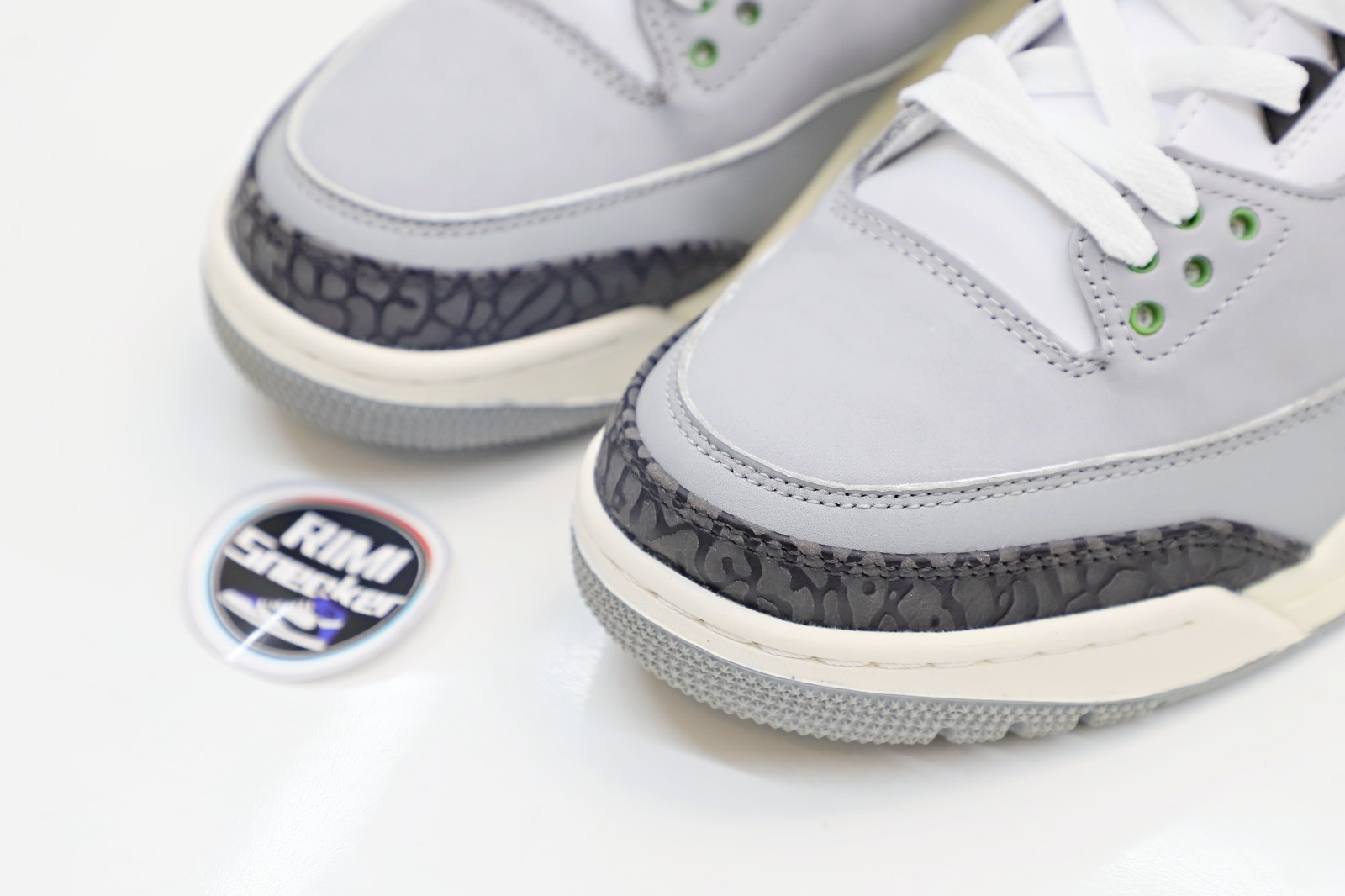 AIR JORDAN 3 RETRO