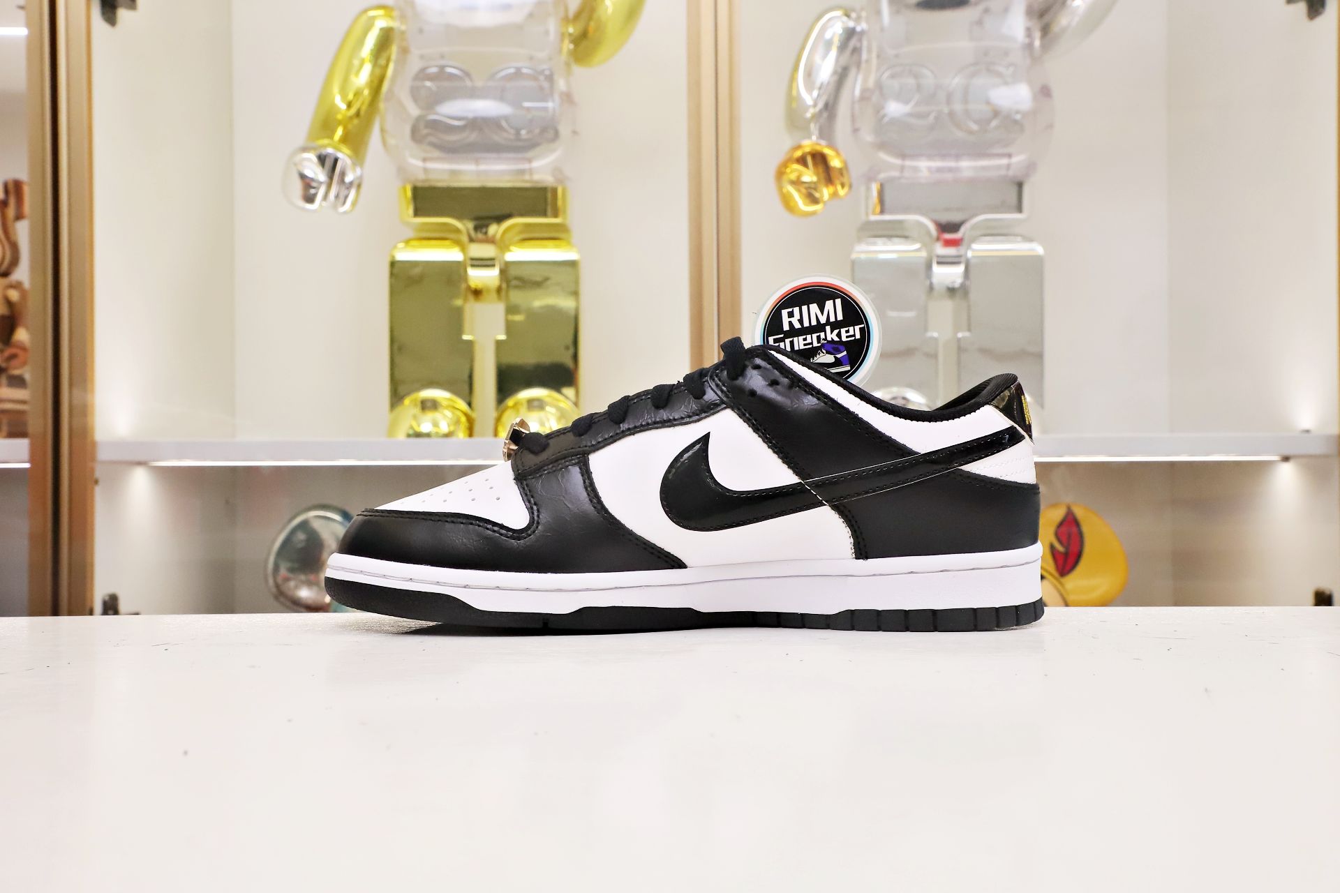 DUNK LOW PANDA