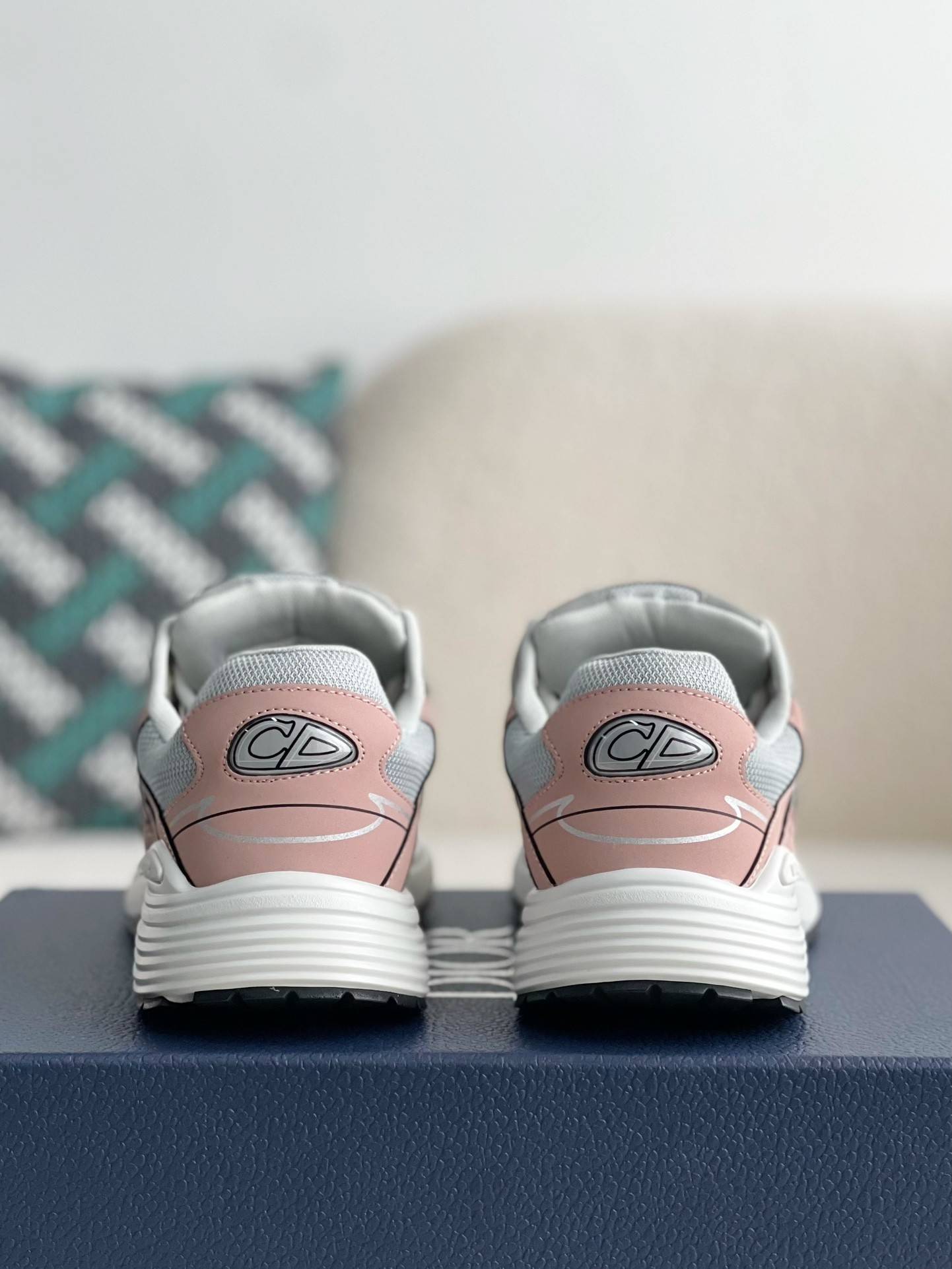 D*OR B30 New Sneaker