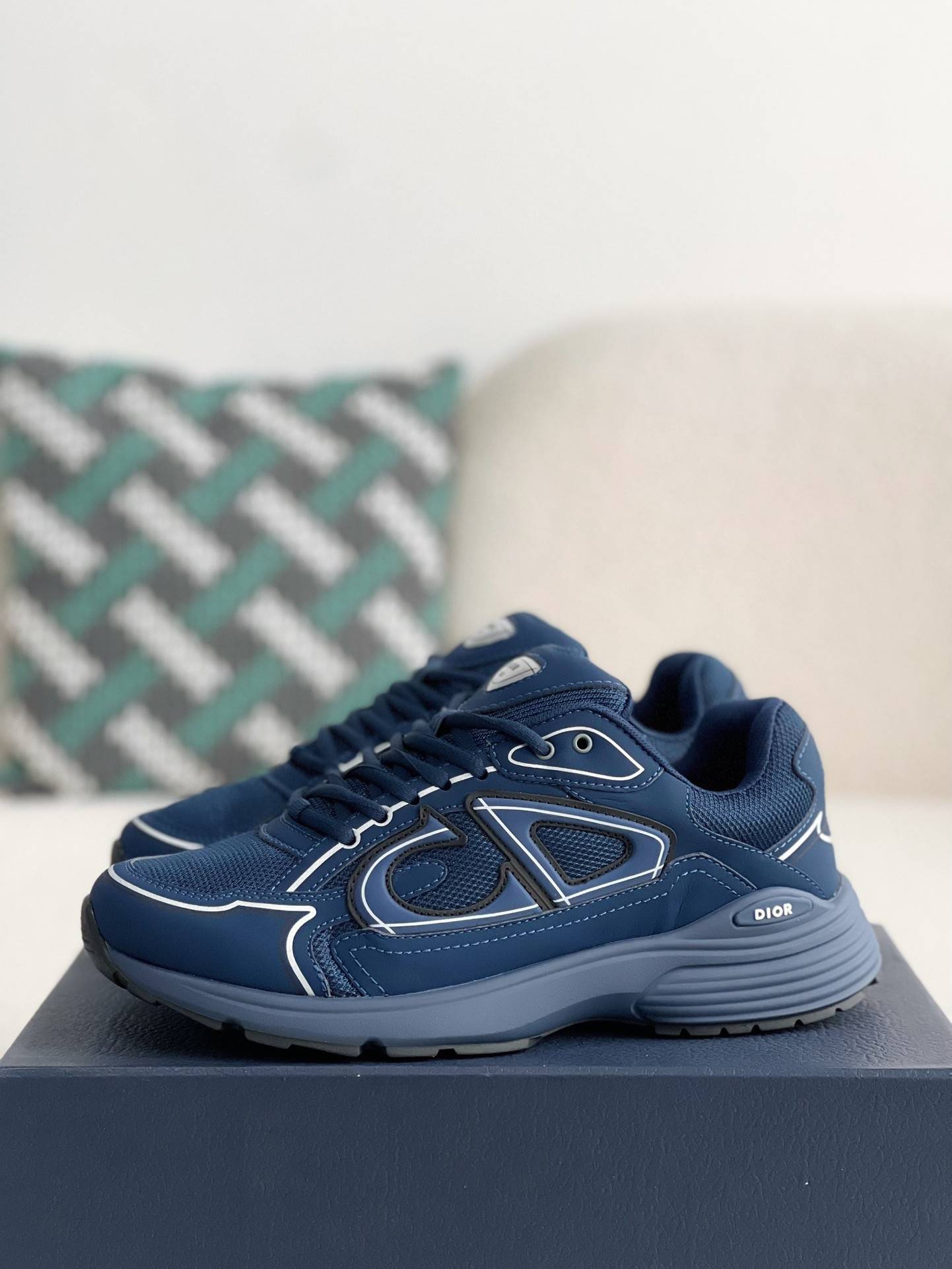 D*OR B30 New Sneaker