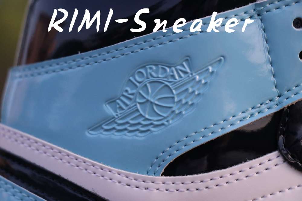 WMNS AIR JORDAN 1 RETRO HIGH OG