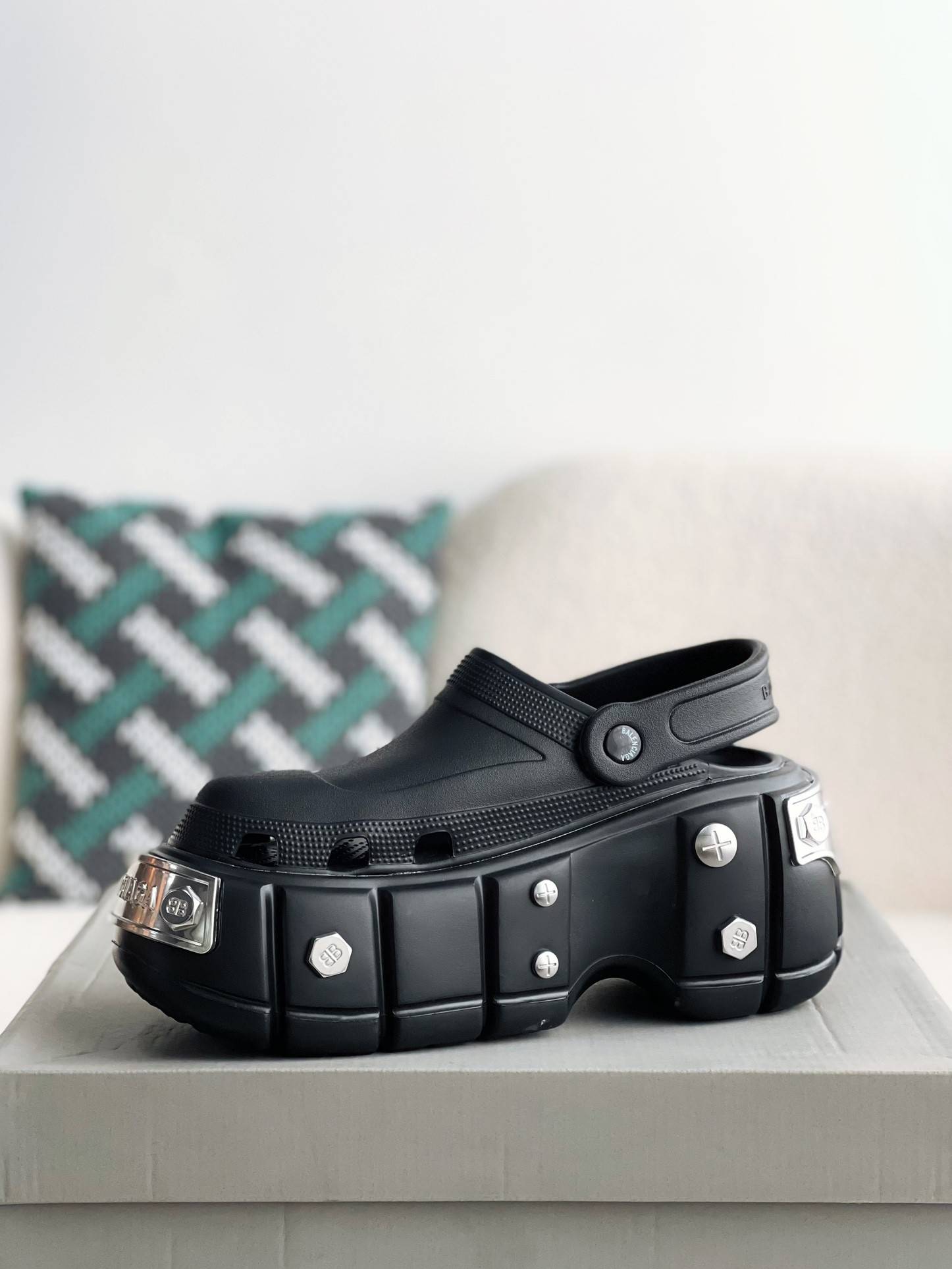 BLCG Crocs