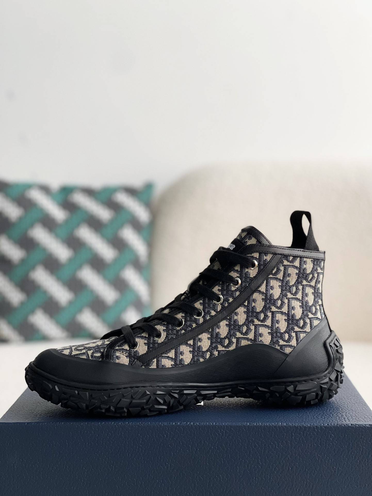 D*OR B28 high-top Sneakers