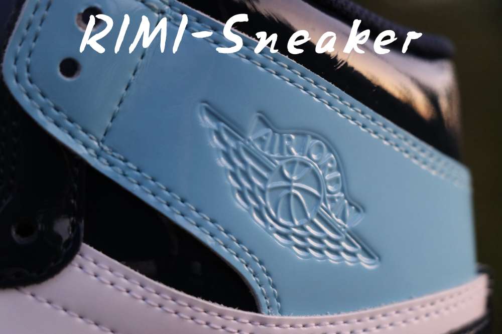 WMNS AIR JORDAN 1 RETRO HIGH OG