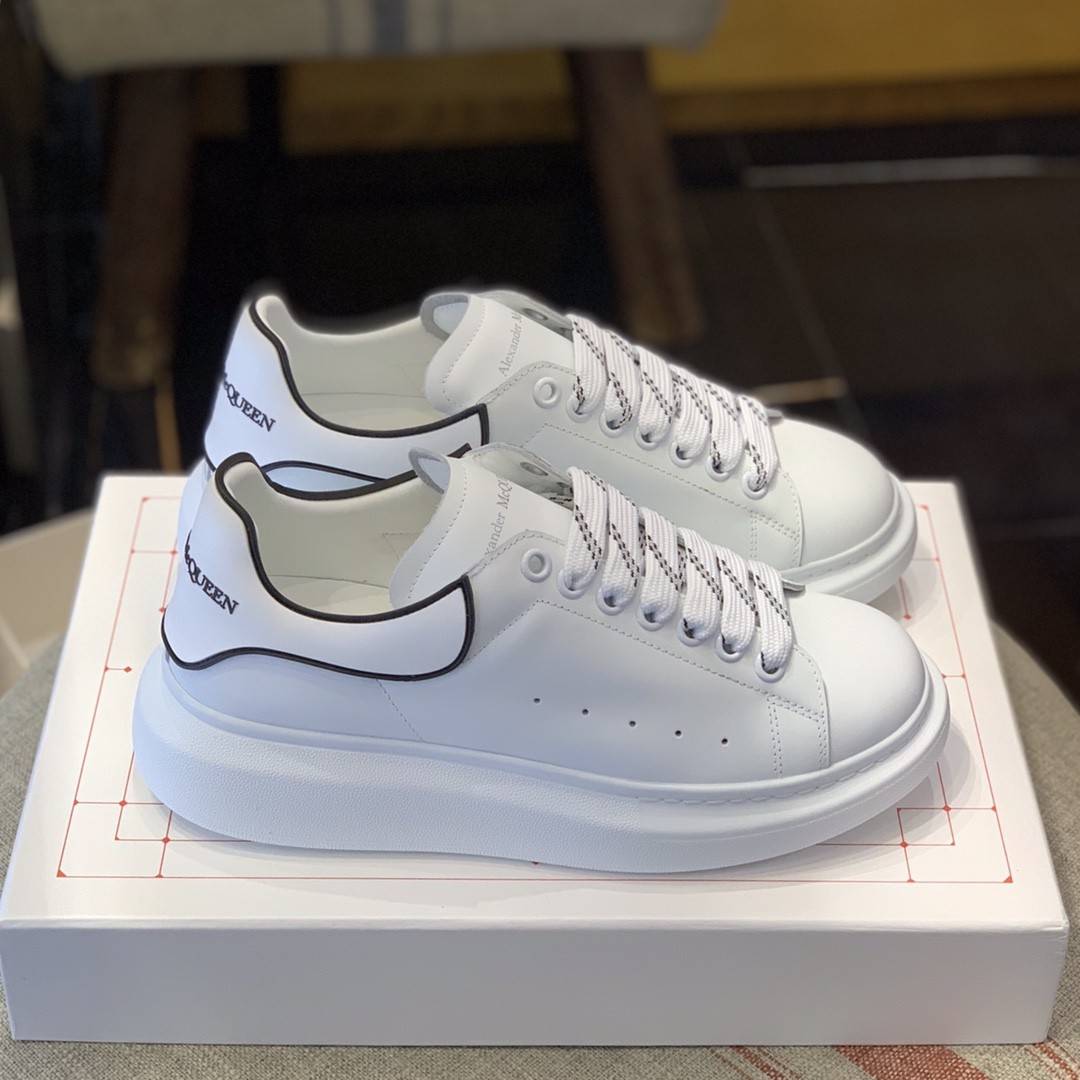 Alexander McQueen MQ white film tail Sneakers