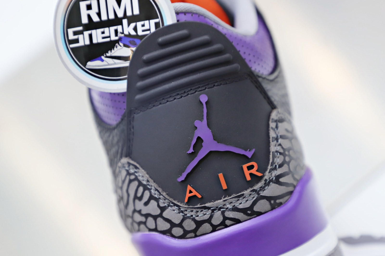 AIR JORDAN 3 RETRO