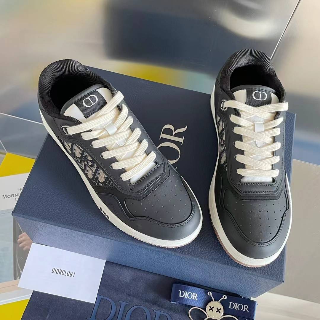 D*OR HIGH LEVEL B27 Sneaker