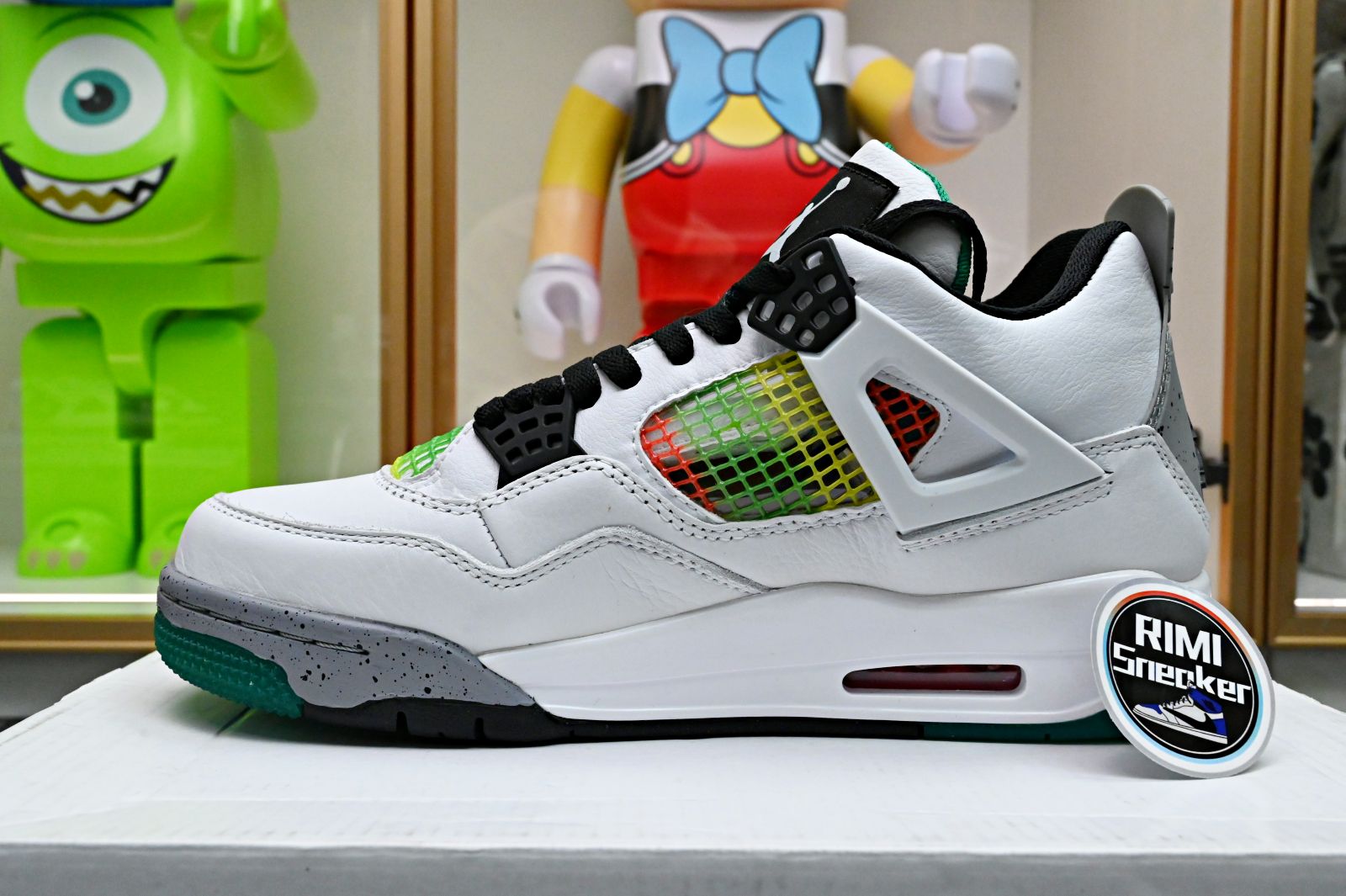 WMNS AIR JORDAN 4 RETRO
