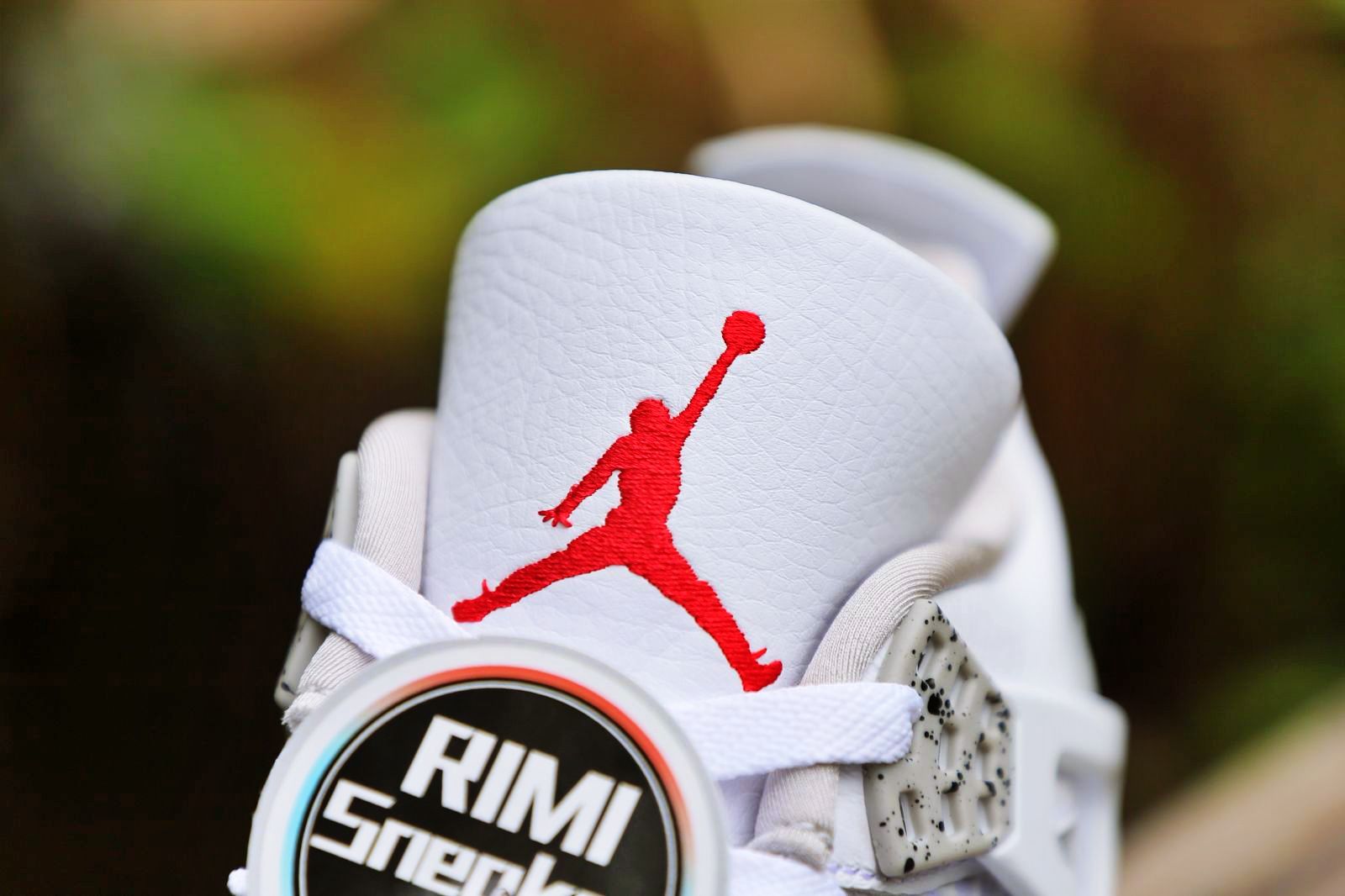 AIR JORDAN 4 RETRO