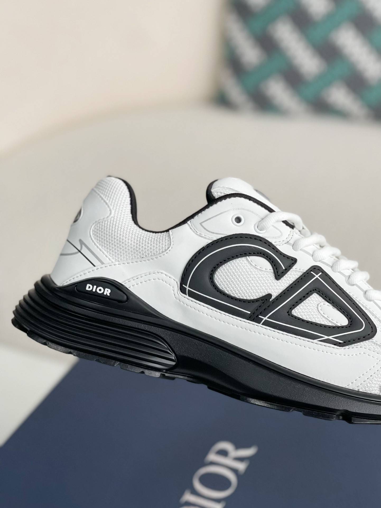 D*OR B30 New Sneaker
