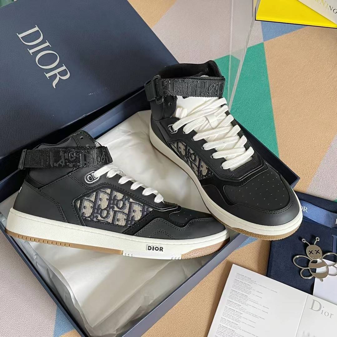 D*OR HIGH LEVEL B27 Sneaker