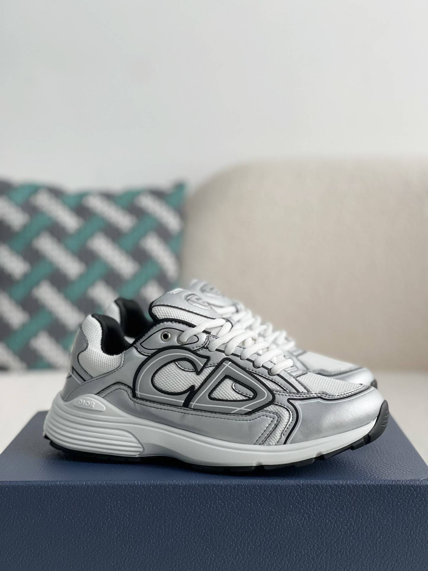 D*OR B30 New Sneaker