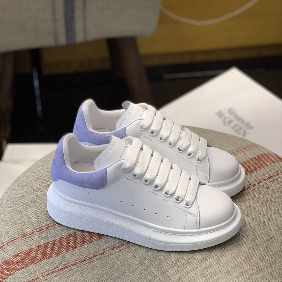 Alexander McQueen MQ Light blue veL*Vet tail Sneakers