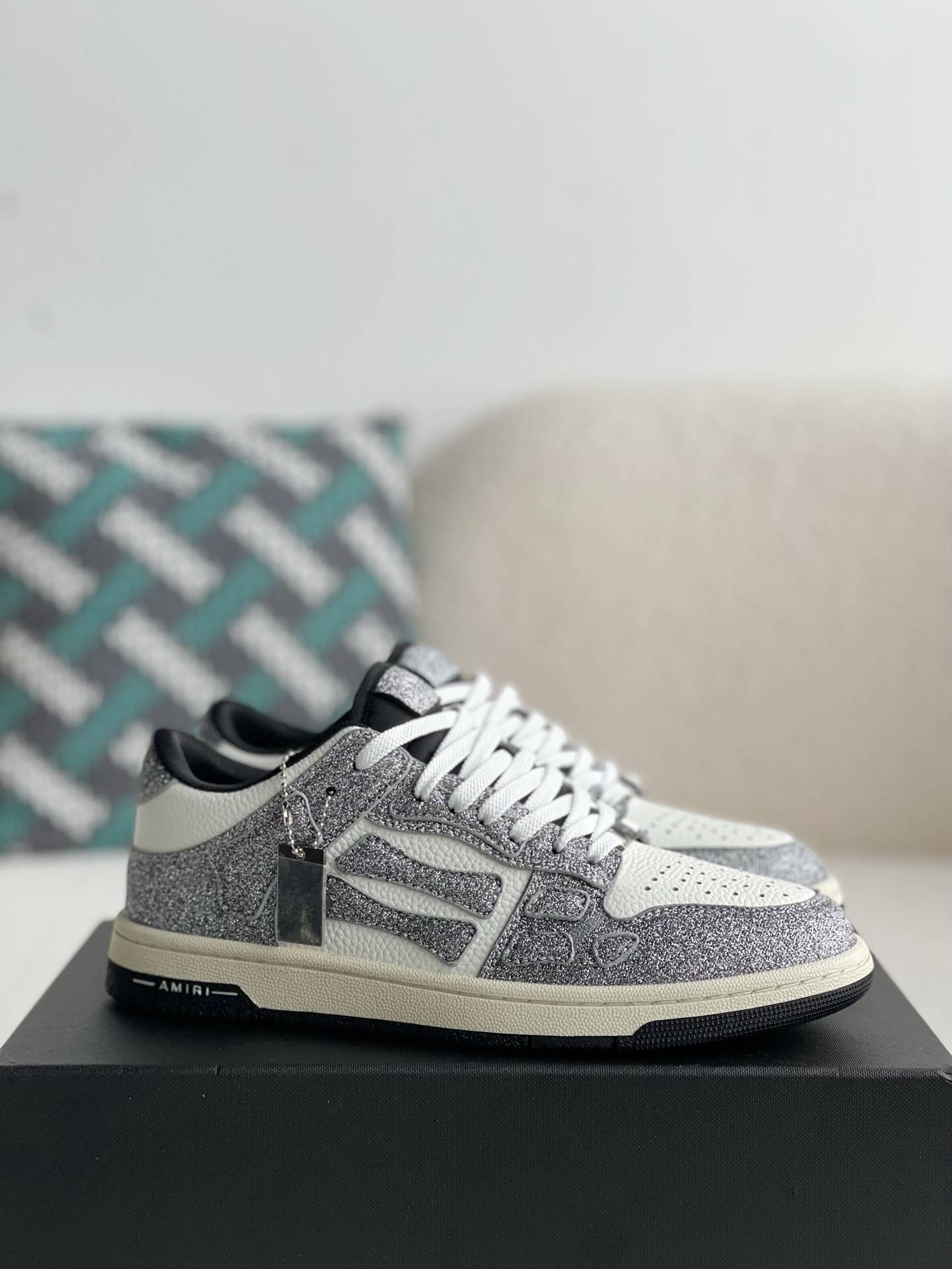 A*RI Bone Sneakers