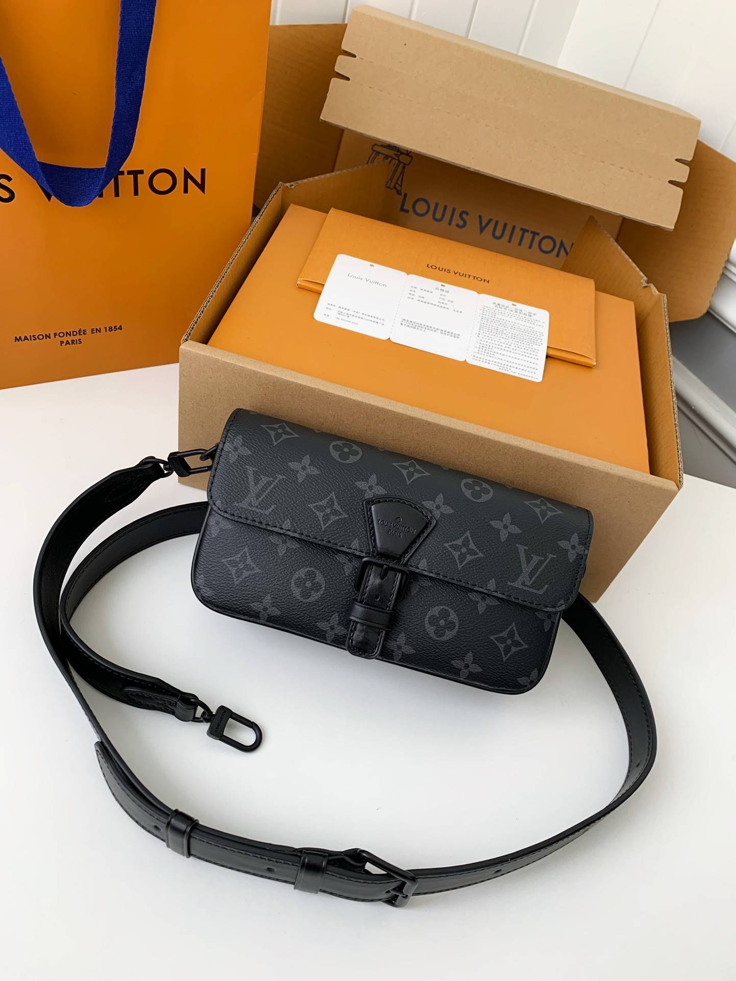 L*V New season Montsouris Mini Bag M83567 Size:22*12*6cm