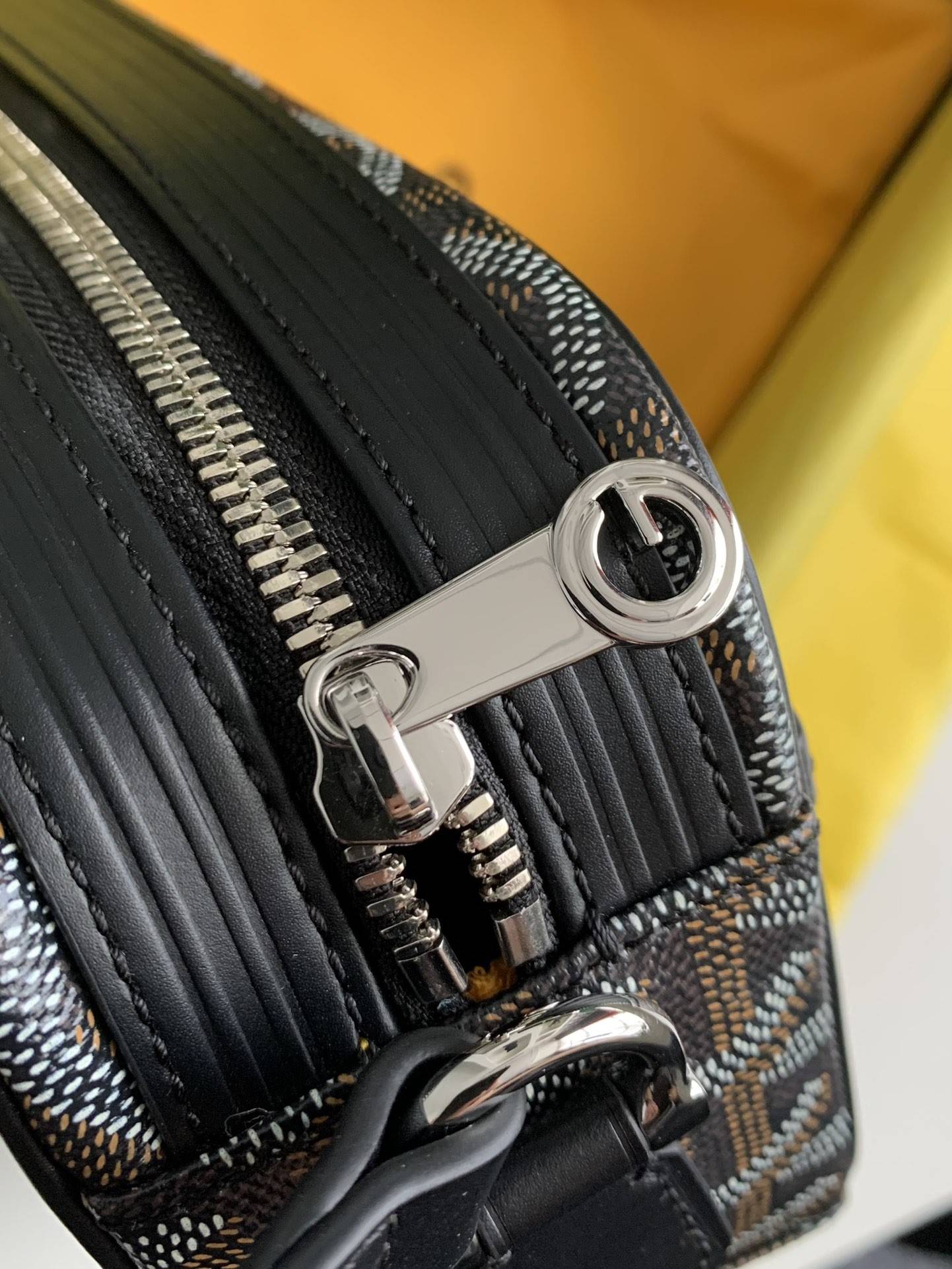 Goyard 2023 New Cap Vest Camera Bag Size: 22 * 13 * 6.5cm