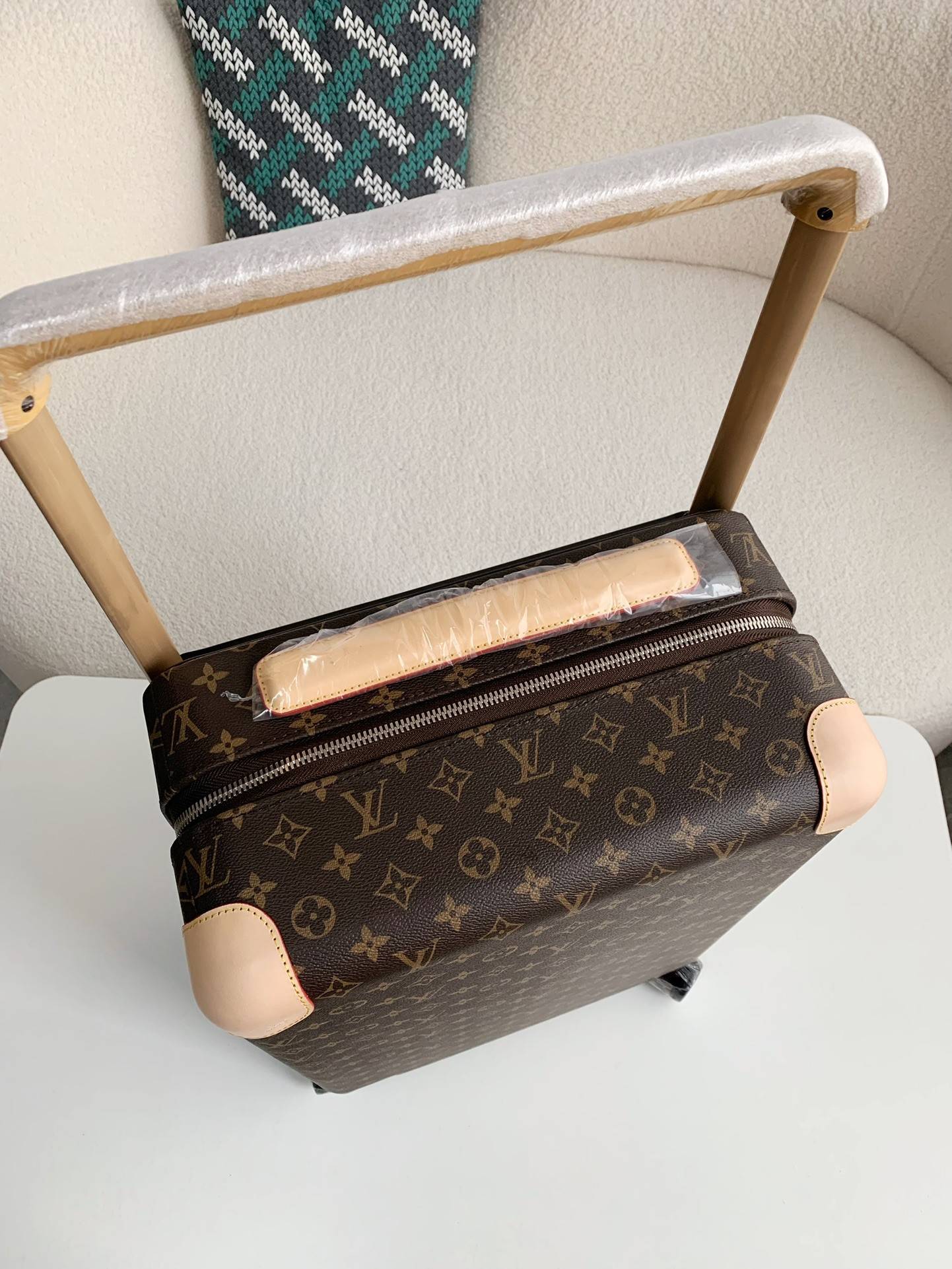 L*V Suitcase