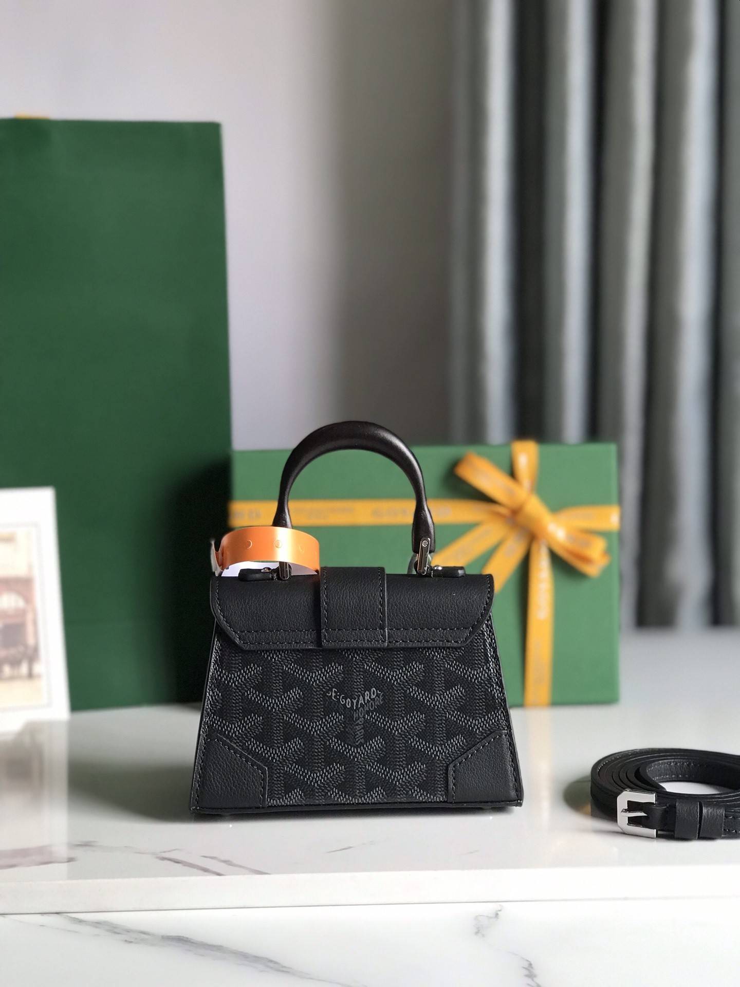 ?Goyard Sa?gon nano bag, top quality! Size: 14.5 * 11.5 * 7.5cm