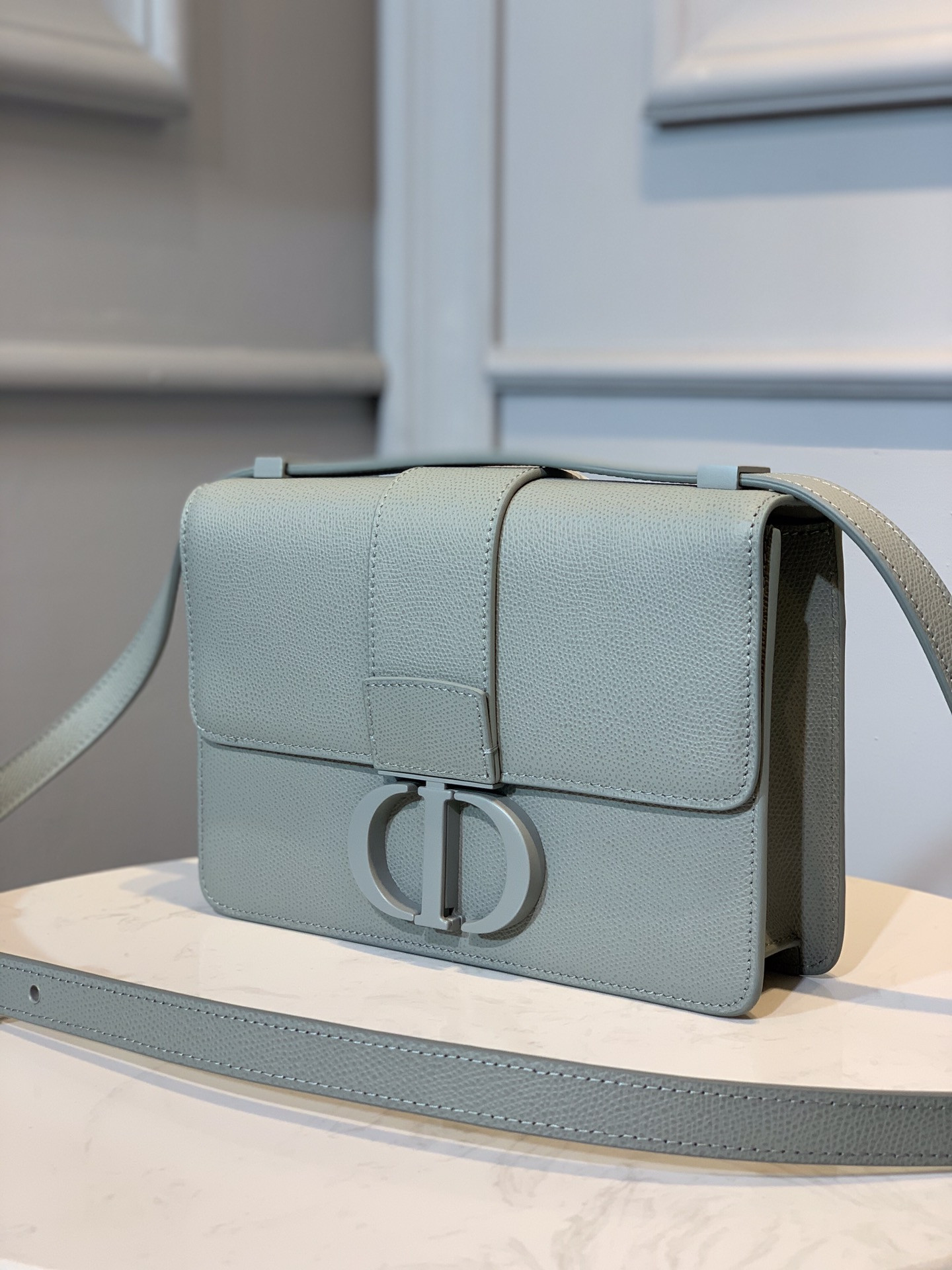 30 Montaigne Bag