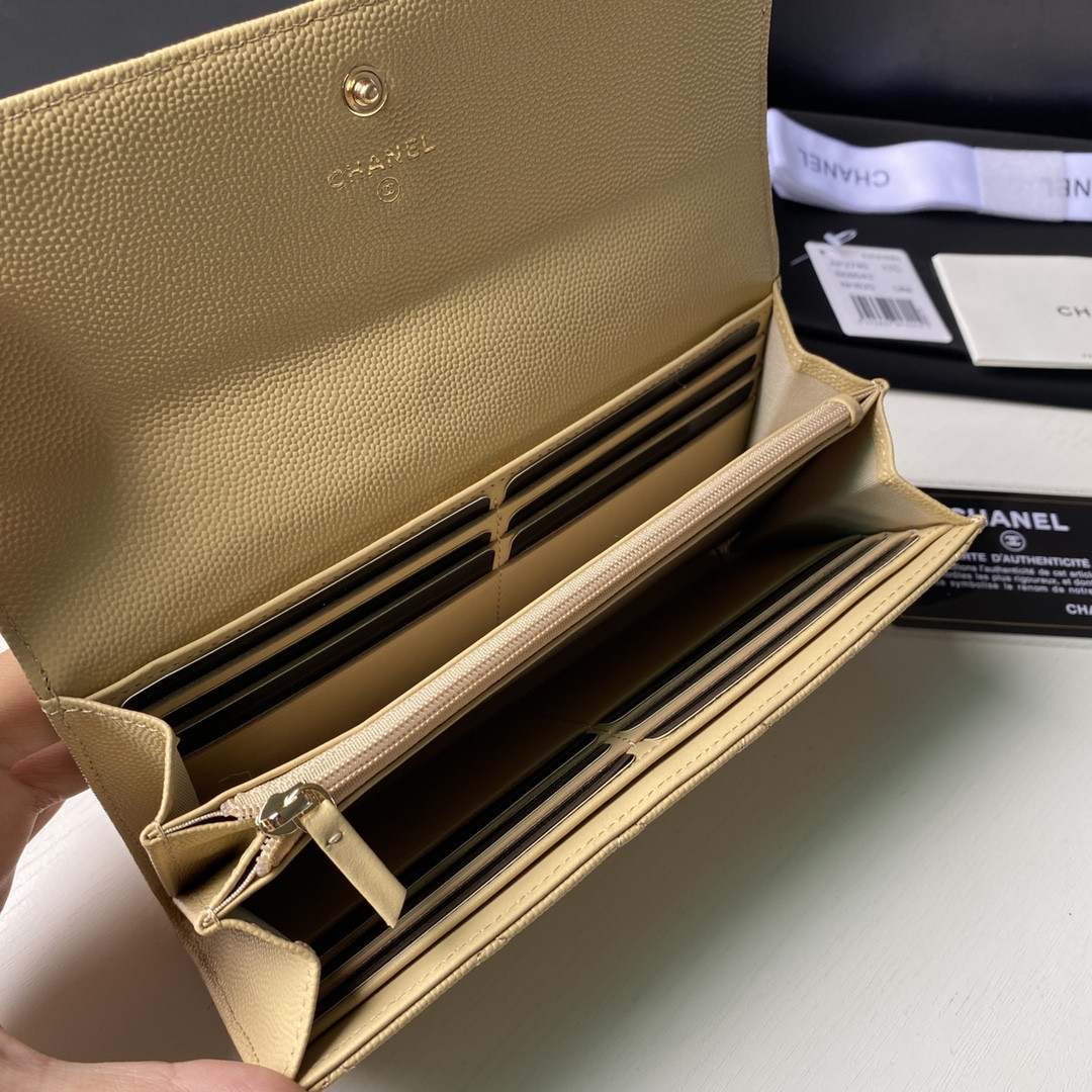 Chanle Flap Wallet